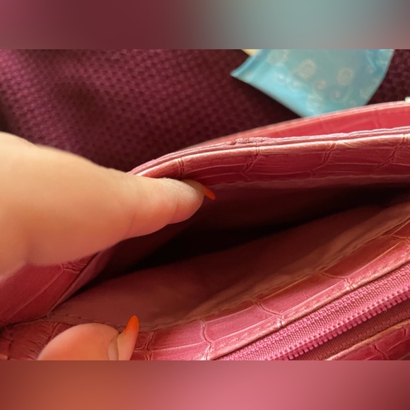 Pink Purse - Picture 3 of 5